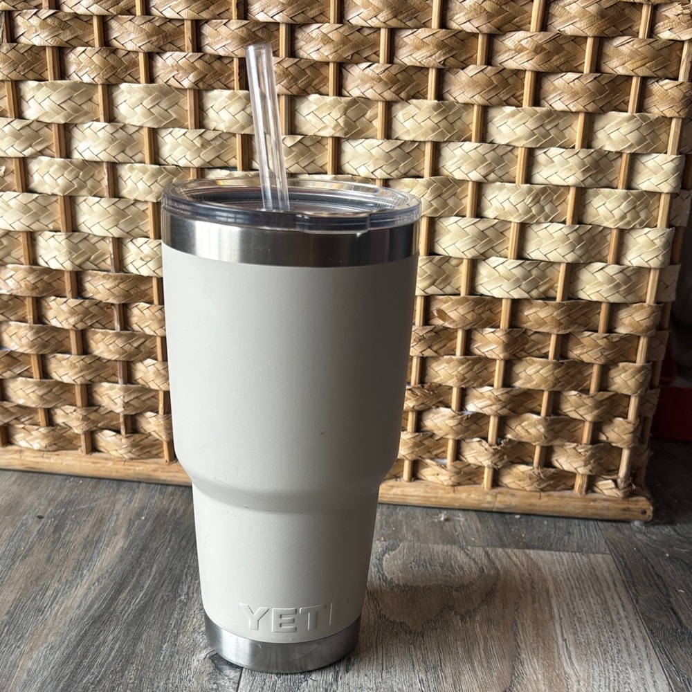 Yeti Stainless Steel Tumbler 30oz.